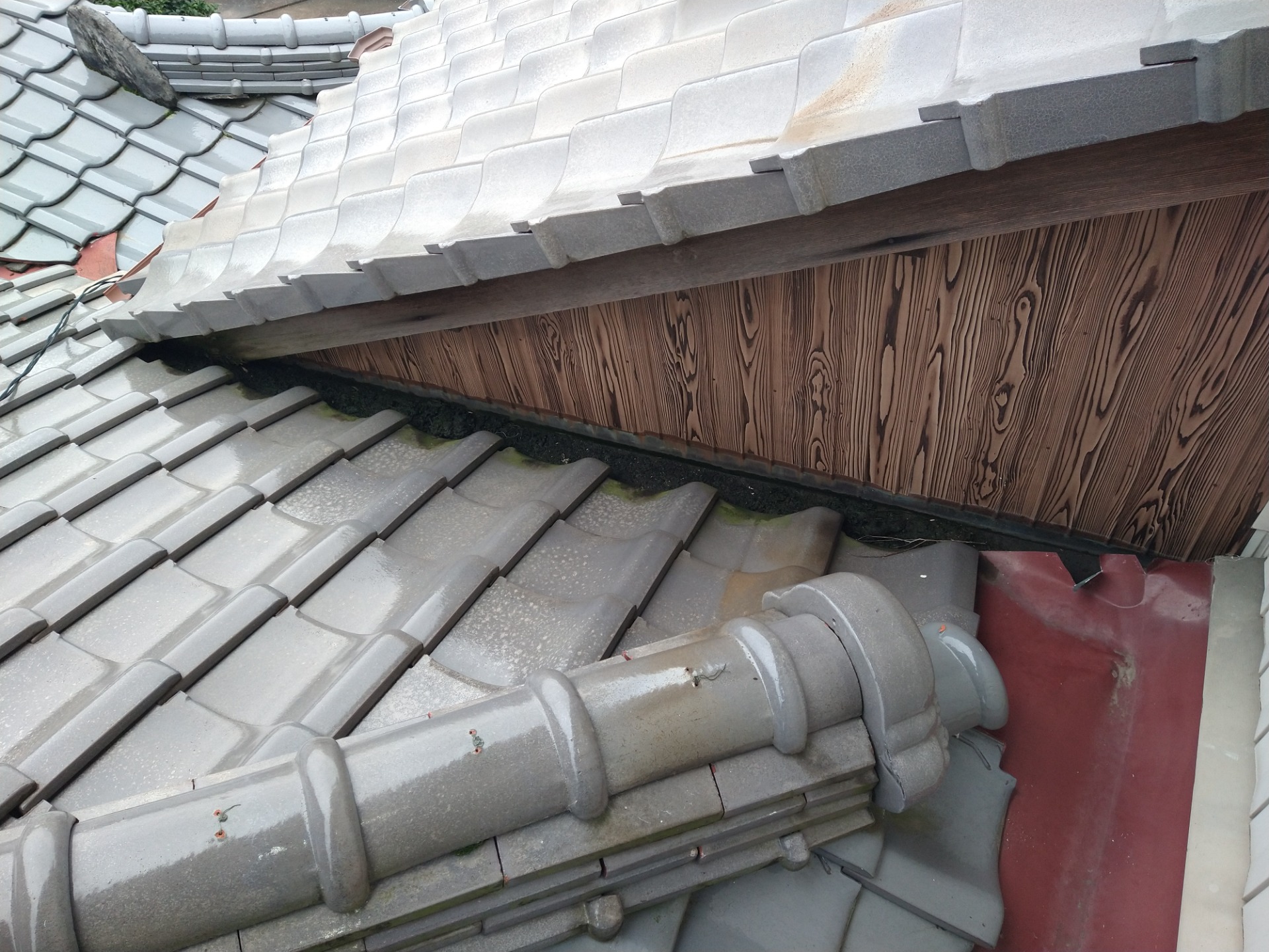 修繕前(既存谷樋納まり状態)